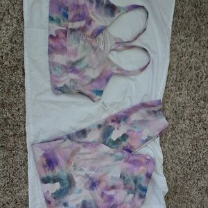 Colorful Tie-Dye Sports Bra and Leggings Set